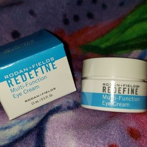 Roldan & Fields firming eye cream 15ml.